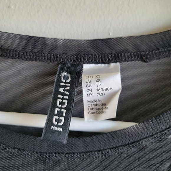 H&M Divided Shimmer and Black Mesh Crop Top Shirt Short Sleeve Size XS EUC - Picture 3 of 4